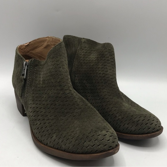 Lucky Brand Green Suede Booties Size 8M - Picture 1 of 9